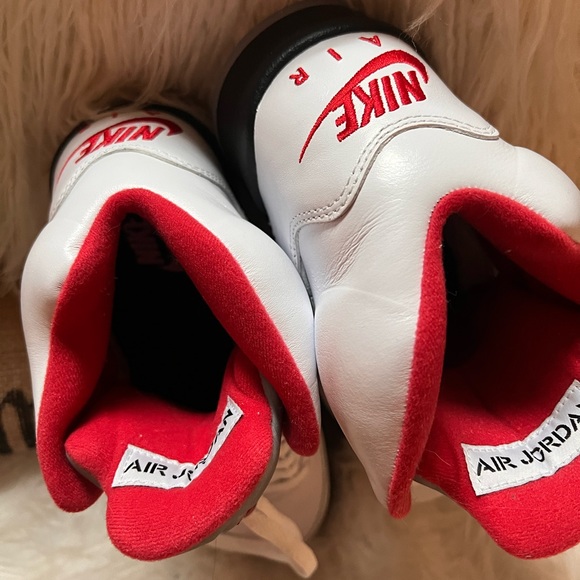 Nike Jordan’s V - Picture 3 of 16